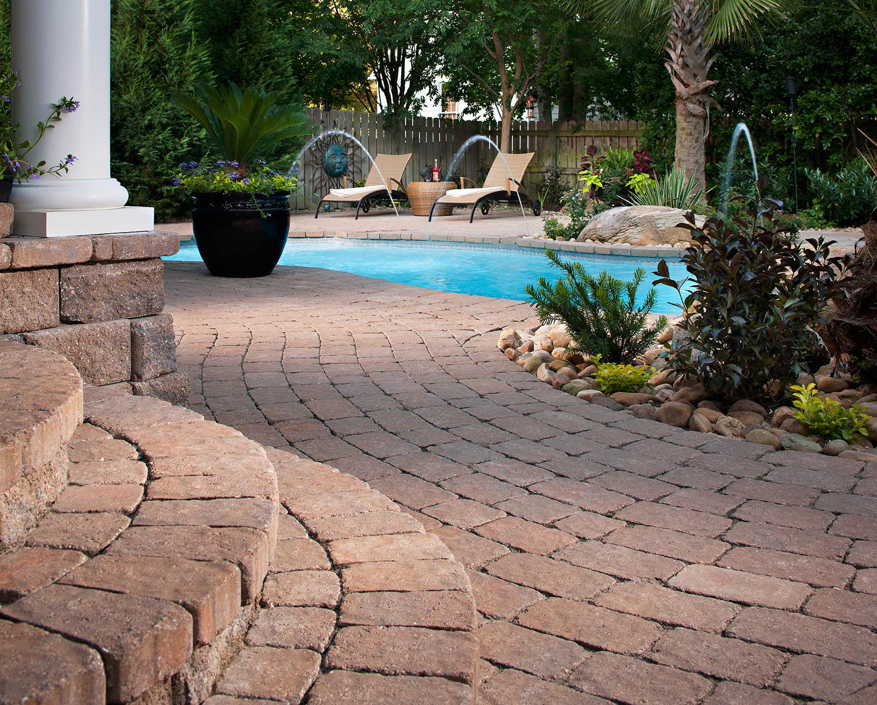 Belgard2010_Adams_BergeracCeltikWall01